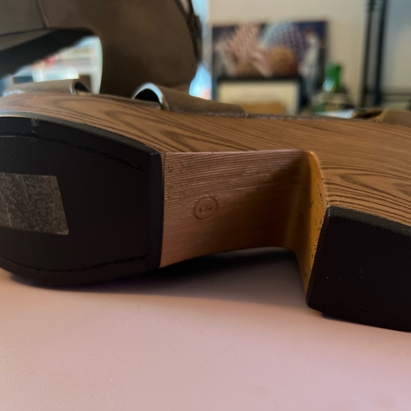 Brown Strappy Women's Heeled Sandals - Picture 7 of 7